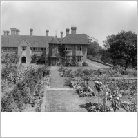 Lutyens, Fulbrook House, photo Country Life, countrylifeimages.co.uk,3.png